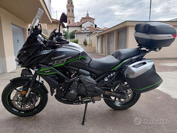 Kawasaki Versys 650 Tourer Plus 15000km PERFETTA!