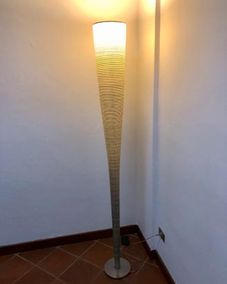 Lampada da terra
