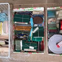 Nastri e bordure miste in blocco.