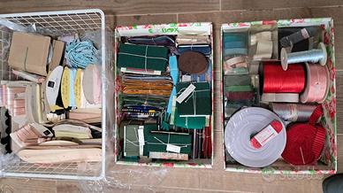 Nastri e bordure miste in blocco.