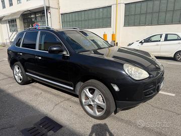 Porsche Cayenne 3.2 V6 full