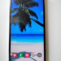 SAMSUNG Galaxy A6 Memoria interna: 32GB • RAM: 3GB