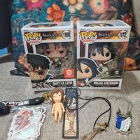 Funko POP! Attack on Titan Levi e Mikasa + Gift