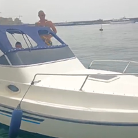 Terminal boat 21 cabin