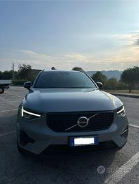 Volvo xc40 b3 - plusk dark