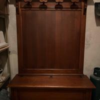 Appendiabiti con cassapanca