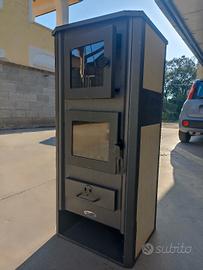 stufa a legna con forno 