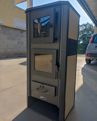 stufa a legna con forno 