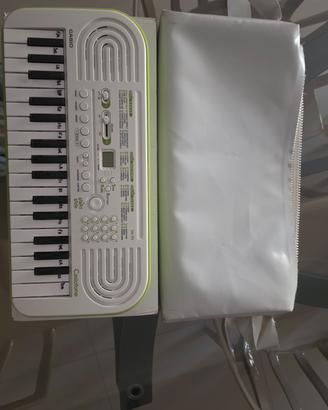 PIANOLA CASIO SA-50