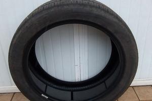 gomme estive 235/45 r19 99v