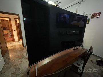 Televisore smart tv