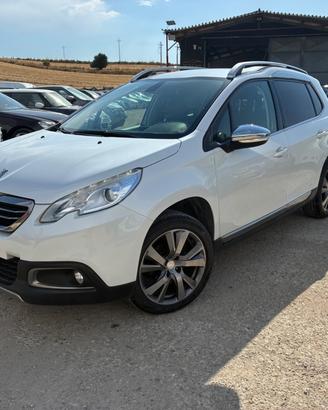 Peugeot 2008 BlueHDi 100 S&S Black Matt