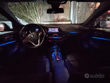 BMW Serie 1   116 d f40