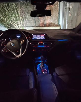 BMW Serie 1   116 d f40 Sport line