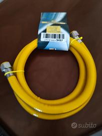 tubo per gas cucina nuovo! 