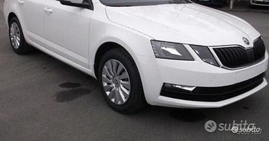 Skoda octavia 2018 ricambi