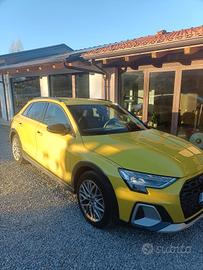 Audi A3 Allstreet 1.5 tfsi Identity Contrast 150CV