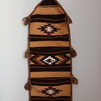 Portaoggetti da parete e tappeto