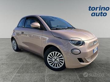 FIAT 500 Action Berlina