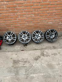 Cerchi sportivi fiat sa 15”