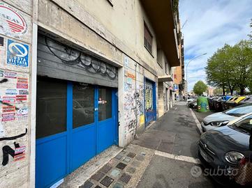 NEGOZIO A ROMA
