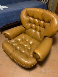 Coppia di poltrone in vera pelle