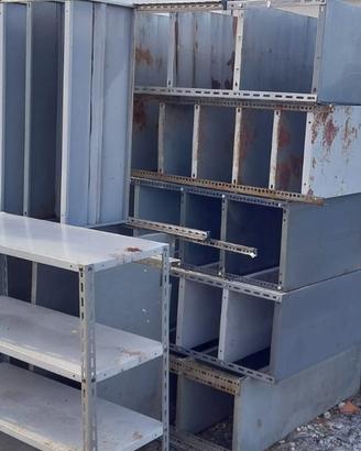 Scaffali in ferro ( stagere)