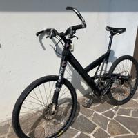 Cannondale super V 700sx lefty