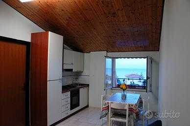 Casa vacanze sul mare fino al 15 AGOSTO