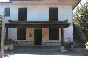 Porzione di bifamiliare