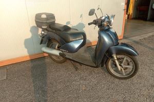 Aprilia Scarabeo 150