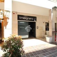 NEGOZIO A LIGNANO SABBIADORO