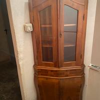 Vetrinetta ad angolo