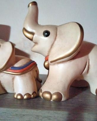 Coppia di elefanti rari thun
