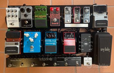 Pedalboard Pedaliera completa valuto anche scambi
