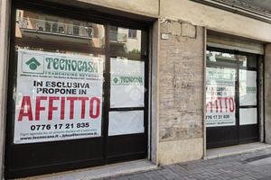 NEGOZIO A CASSINO