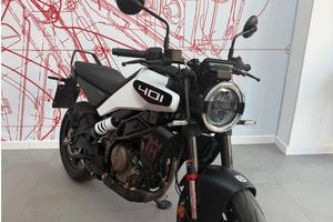 Husqvarna Svartpilen 401