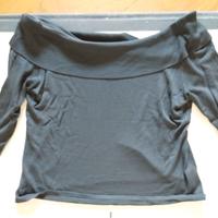 Maglioncino nero corto leggero