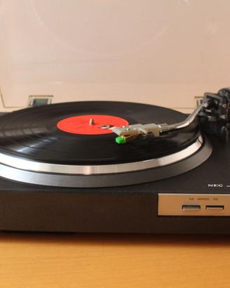 Giradischi NEC e testina Marantz