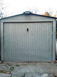 GARAGE BOX IN LAMIERA PORTA BASCULANTE