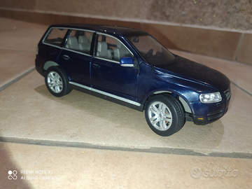 Volkswagen TUAREG Sc. 1/24