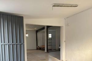 Pietralata Capannone con Ampio Parcheggio