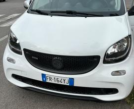 Smart forfour EQ allestimento BRABUS