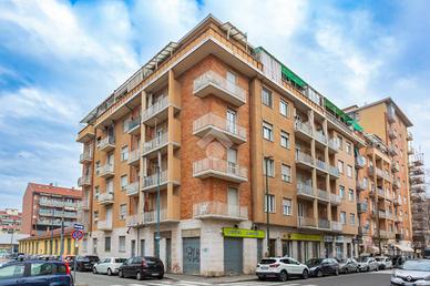2 LOCALI A TORINO