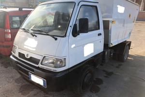 Piaggio Quargo TRASPORTO RIFIUTI SOLIDI CON CARICA