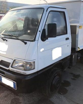 Piaggio Quargo TRASPORTO RIFIUTI SOLIDI CON CARICA