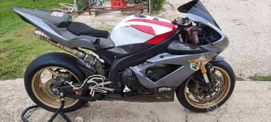 Yamaha R1 2004-2006