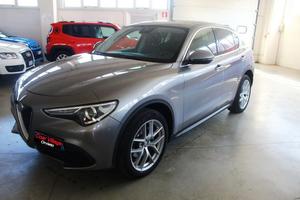 Alfa Romeo Stelvio 2.0 Turbo 280 CV AT8 Q4 Fi...