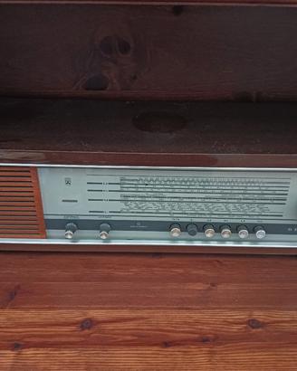 Radio d'epoca Grundig anni 60