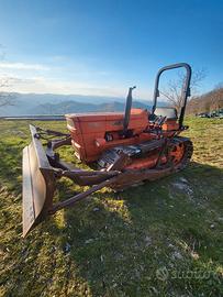 Fiat 605C cingolato con apripista e sollevatore 